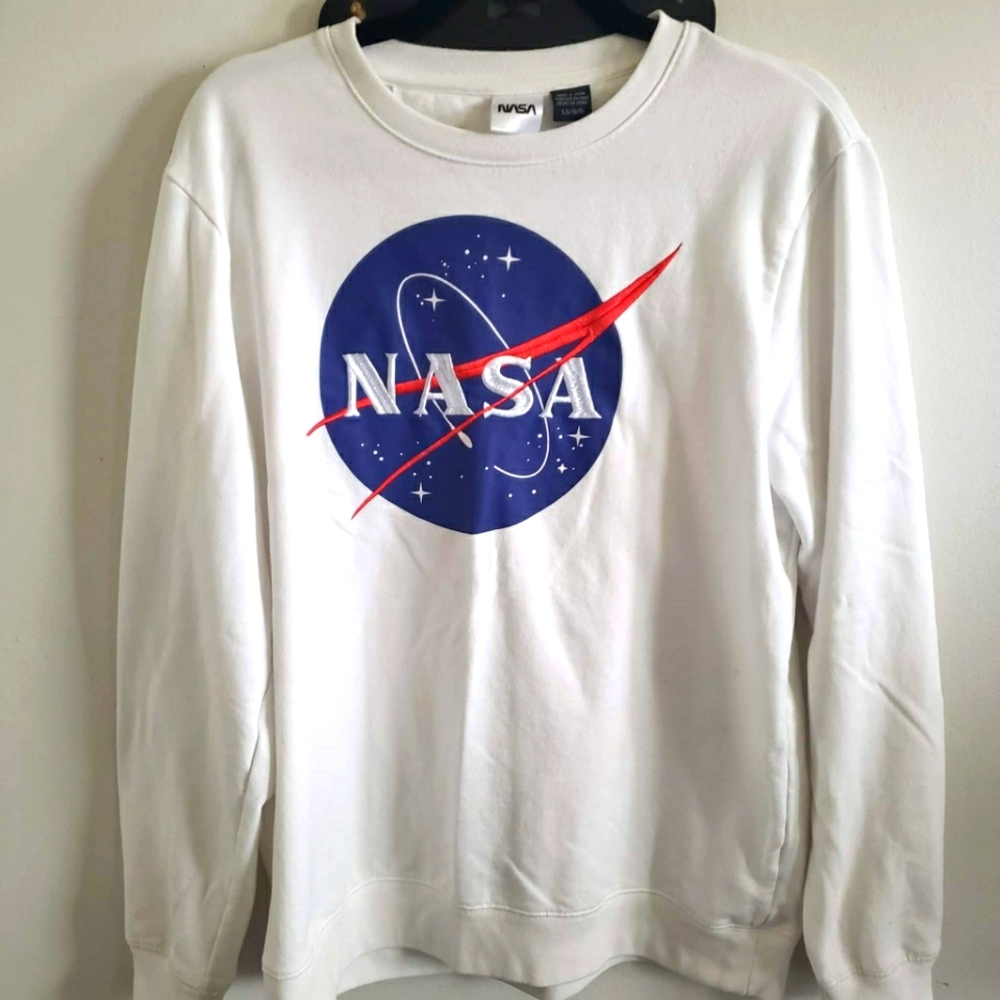 NASA White Long Sleeve Sweater  Like New